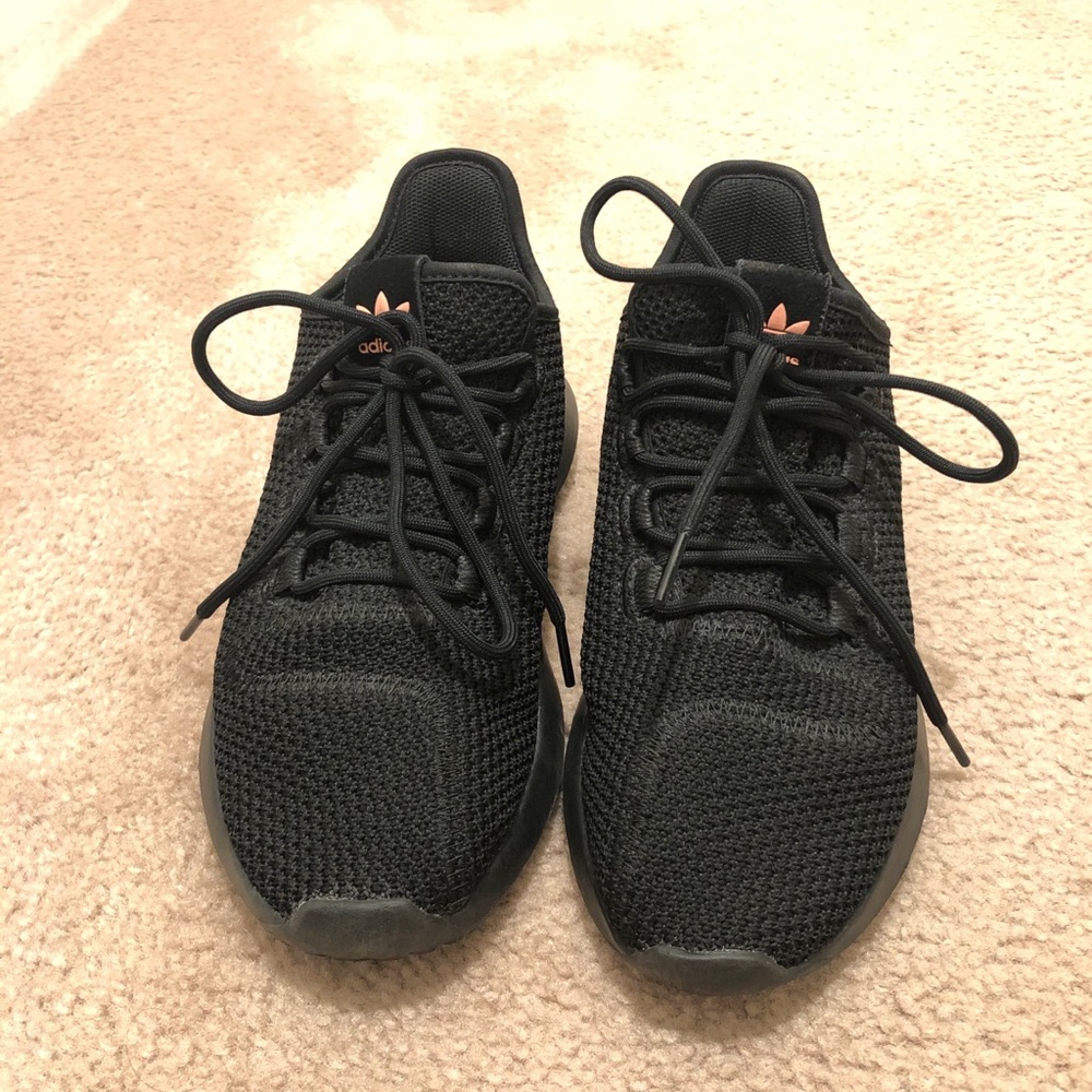 Adidas Sneakers 6.5 Black with Pink